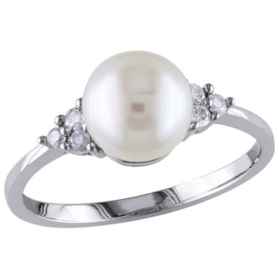 Image of 10K White Gold with 0.125ctw I2-I3 GHI Diamond & White Freshwater Pearl Ring - Size 6