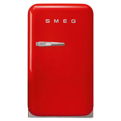 Smeg 50's 1.2 Cu. Ft. Freestanding Bar Fridge (FAB5URRD3) - Red