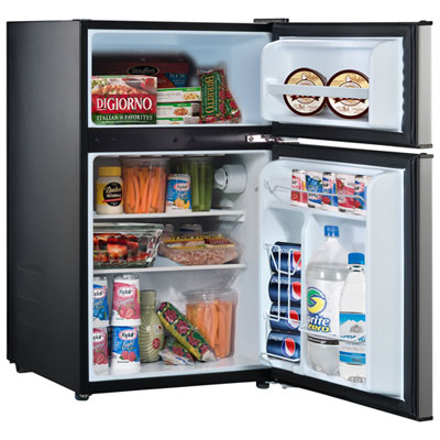 Whirlpool 3.1 cu ft outlet two door fridge