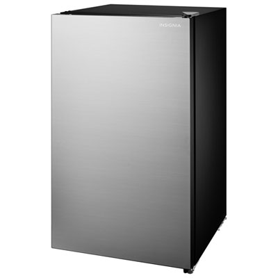 Insignia 4.4 Cu. Ft. Freestanding Bar Fridge (NS-CF44GD3-C) - Graphite  Silver - Only at Best Buy