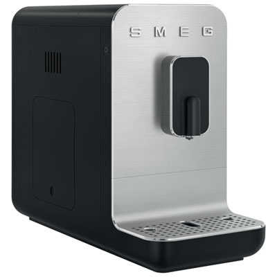 Image of Smeg Automatic Espresso Machine - Matte Black