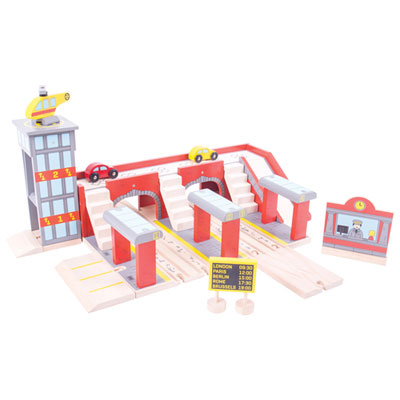 Image of Bigjigs Toys Grand Central Station