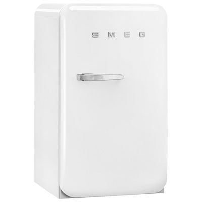 Smeg Retro 22" 3.9 Cu. Ft. Top Freezer Refrigerator (FAB10URWH3) - White