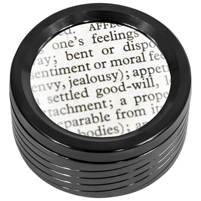 National Geographic 3x LED Desk Magnifier This is a great magnifier to use