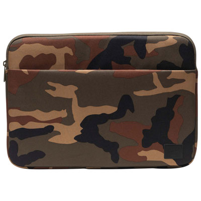 Herschel Supply Co. Denman 16" Laptop Sleeve - Woodland Camo Great, sturdy laptop case
