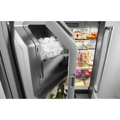 Réfrigérateur à deux portes 25,8 pi3 36 po, distributeur de glaçons et d'eau de KitchenAid - Inox