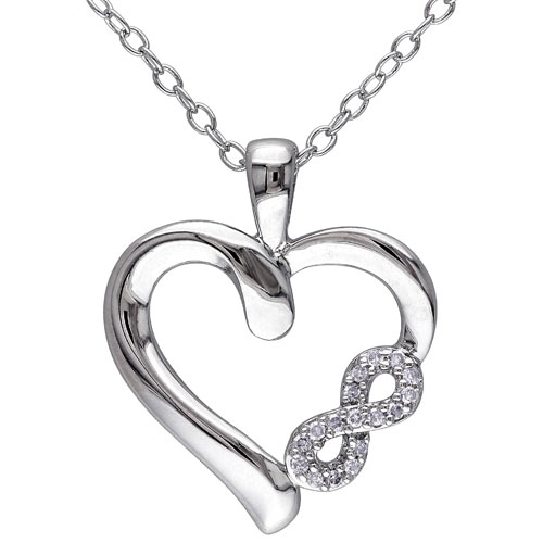 Collier à pendentif en coeur infini en argent sterling avec diamants 0,05 ct