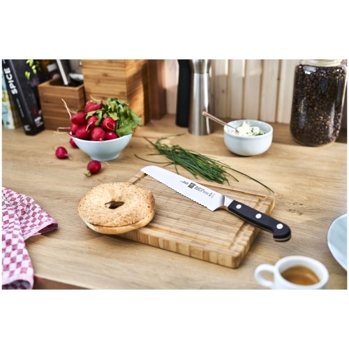 Zwilling J.A. Henckels Pro Bread Knife 8" / 200 mm