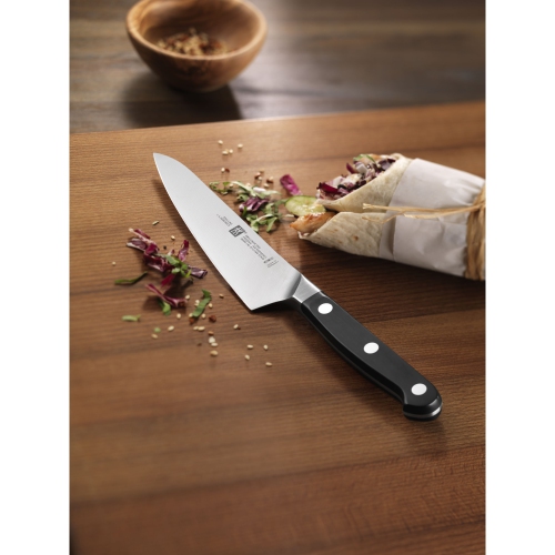 ZWILLING PRO 5.5 pouces ultime préparation couteau