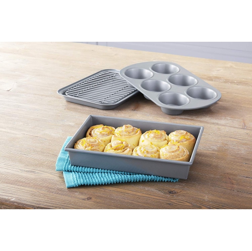 Chicago Metallic 4-Piece Non-Stick Toaster Oven Bakeware Set