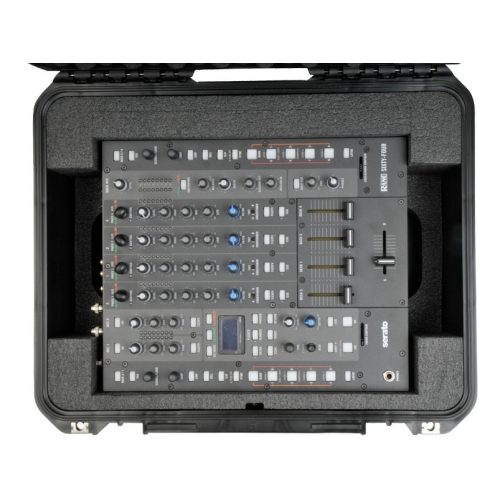 Étui à quatre micros sans fil SKB étanche