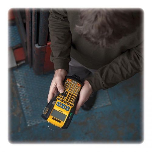 Dymo Rhino 5200 Industrial Labeling Tool. Includes Rhino 5200 And Carrying Case, 3/4