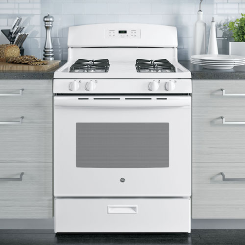 GE 30" 5.0 Cu. Ft. Freestanding Gas Range - White
