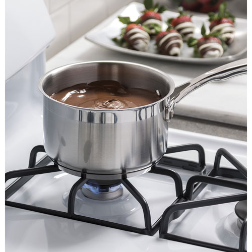 GE 30" 5.0 Cu. Ft. Freestanding Gas Range - White