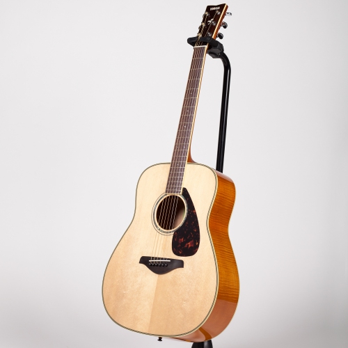 Yamaha FG840 Dreadnought Acoustic Guitar - Natural