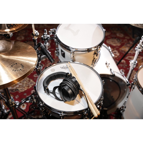 Beyerdynamic DT 770M Isolation Headphones