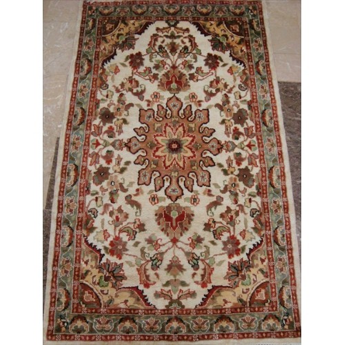 Rectangle Area Rug Ivory Medallion Flowers Hand Knotted Wool Silk Carpet'