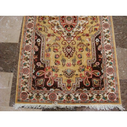 Ahmedani Exclusive Medallion Flowers Hand Knotted Wool Silk Carpet 5.7' x 3.1' Area Rug - Multi-Colour