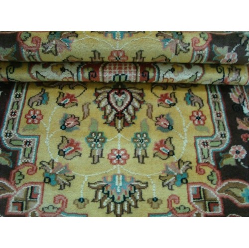 Ahmedani Exclusive Medallion Flowers Hand Knotted Wool Silk Carpet 5.7' x 3.1' Area Rug - Multi-Colour