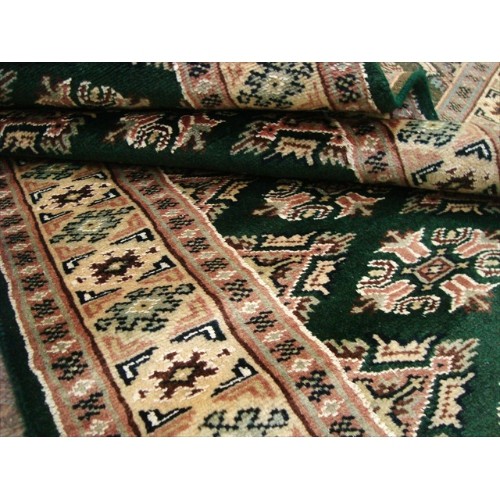 Exclusive Jaldar Green Ivory Touch Wool Hand Knotted Soft Runner Rug'
