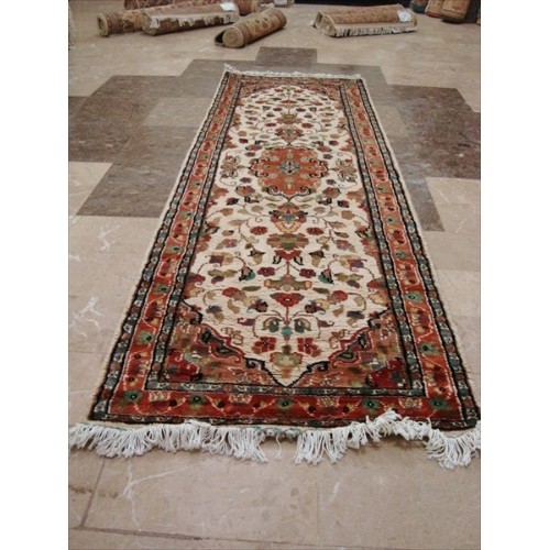 Ivory Floral Medallion Designed Wool Silk Carpet Hand Knotted Runner Rug'