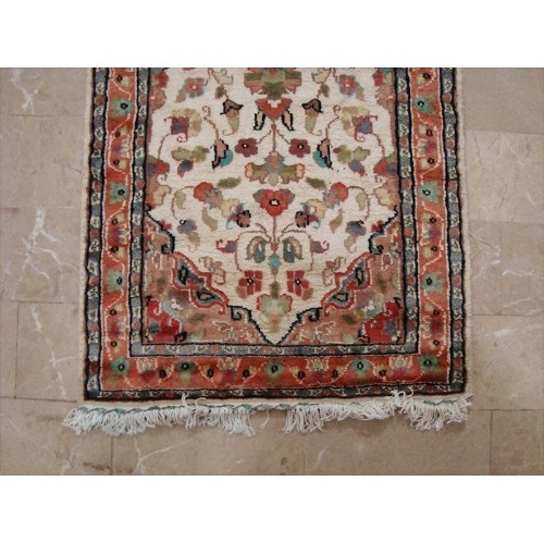 Ivory Floral Medallion Designed Wool Silk Carpet Hand Knotted Runner Rug'
