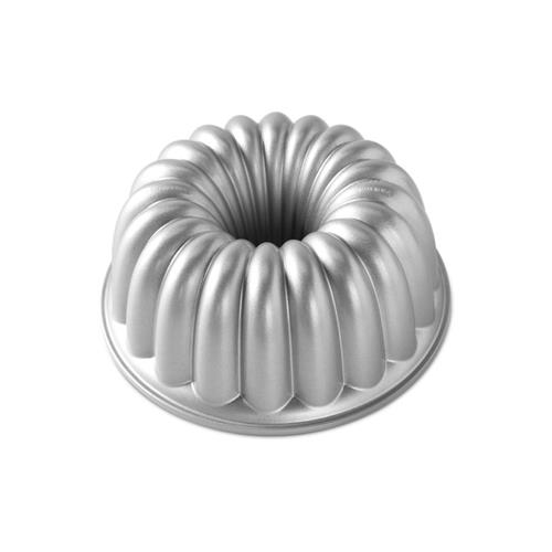 Nordic Ware Elegant Party Bundt Pan, 10-Cup