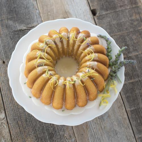 Nordic Ware Elegant Party Bundt Pan, 10-Cup