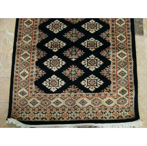 Exclusive Black Jaldar Mahal Ivory Touch Hand Knotted Hall Way Runner Rug'