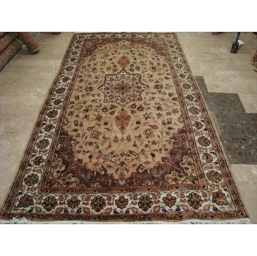 AHMEDANI  Beige Floral Exclusive Recgle Area Rug Hand Knotted Wool Silk Carpet (9.8 X 5.1)' In Tan