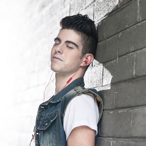 Edifier P210 In-ear Headphone with Mic for Mobile Headset - Red