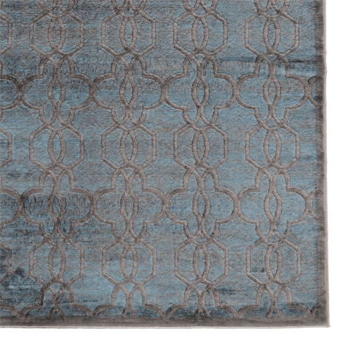 Linon RUGPM1658 5 ft. x 7 ft. 6 in. Platinum Iron Gate Indoor Area Rug - Blue & Creame