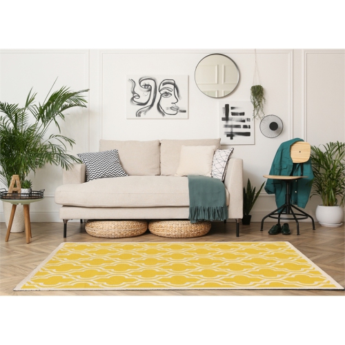 Linon RUG-SH1257 5 x 7 ft. Silhouette Quatrefoil Indoor Area Rug - Yellow