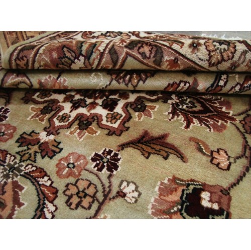 Light Green Ivory Touch Fine Area Rug Hand Knotted Silk Wool Carpet'