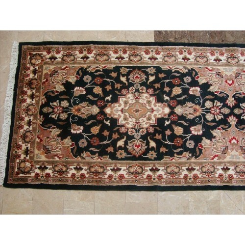 Exclusive Hot Black Floral Kashan Soft Hand Knotted Hall Way Runner Rug'