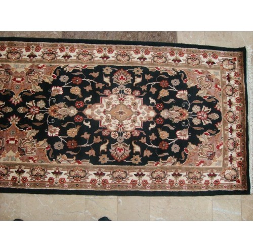 Exclusive Hot Black Floral Kashan Soft Hand Knotted Hall Way Runner Rug'