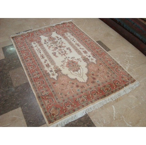 Ivory Vaas Guldasta One Way Lovely Hand Knotted Area Rug Wool Silk Carpet'