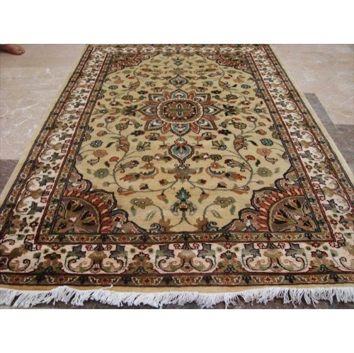Awesome Ivory Medallion Flowers Lovely Area Rug Hand Knotted Wool Silk Carpet'