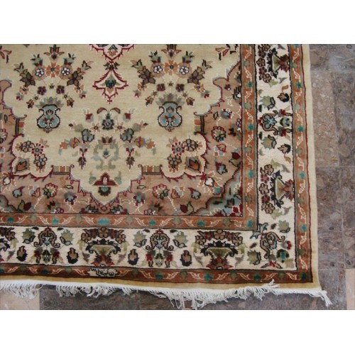 Ahmedani Exclusive Cream Ivory Touch Flower Lovely Hand Knotted Wool Silk Carpet 6.1' x 4.2' Area Rug - Cream/Ivory