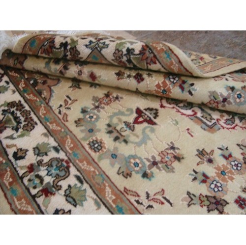 Ahmedani Exclusive Cream Ivory Touch Flower Lovely Hand Knotted Wool Silk Carpet 6.1' x 4.2' Area Rug - Cream/Ivory