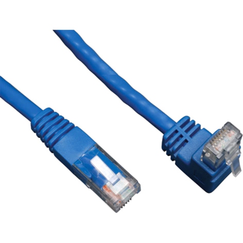 Image 1 de 1.. Tripp Lite – Câble de raccordement moulé Gigabit RJ45 à angle droit, mâle/mâle, 10 pi, bleu, 10 pi