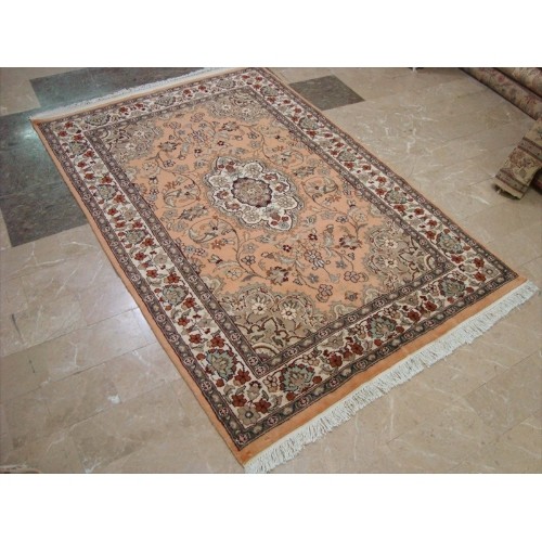 Ivory Pestal Flower Allover Kashan Area Rug Hand Knotted Silk Wool Carpet'
