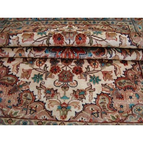 Ahmedani Wow Amazing Medallion Flower Hand Knotted Wool Silk Carpet 6.0' x 4.2' Area Rug - Ivory
