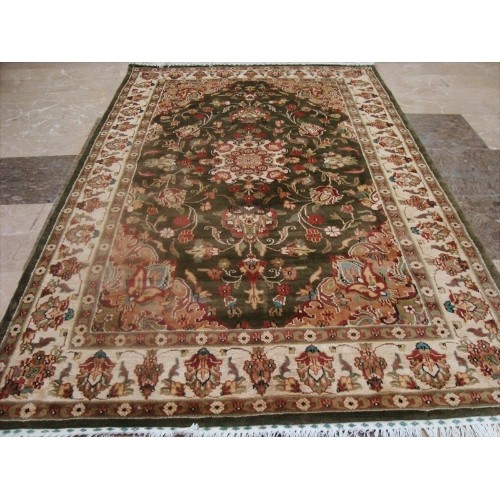 Exclusive Medallion Floral Green Hand Knotted Rectangle Area Rug'