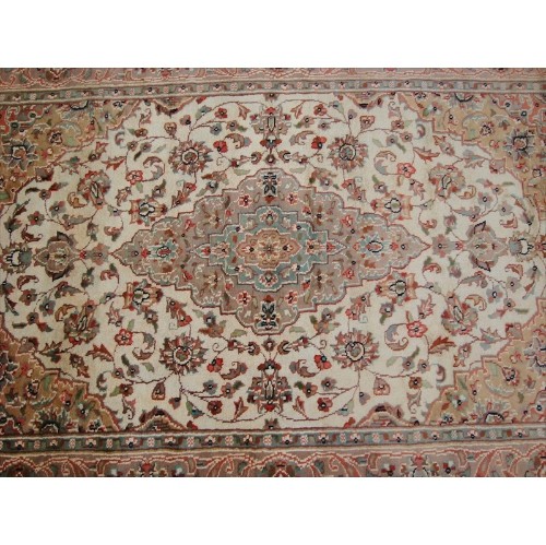 Awesome Sarafiann Floral Medallion Area Rug Hand Knotted Wool Silk Carpet'