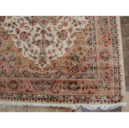 Awesome Sarafiann Floral Medallion Area Rug Hand Knotted Wool Silk Carpet'