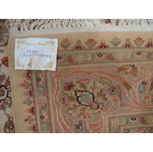 Awesome Sarafiann Floral Medallion Area Rug Hand Knotted Wool Silk Carpet'
