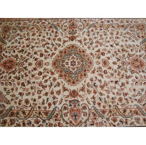 Wow Pestal Ivory Medallion Vaas Rectangle Area Rug Hand Knotted Wool Silk Carpet'