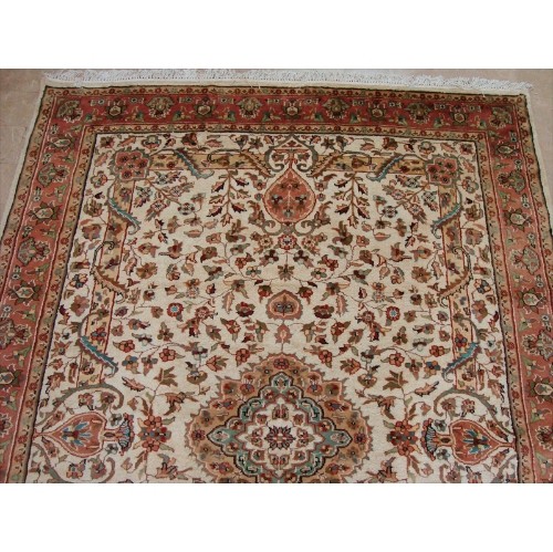 Wow Pestal Ivory Medallion Vaas Rectangle Area Rug Hand Knotted Wool Silk Carpet'