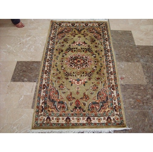 Exclusive Ivory Medallion Flowers Oriental Area Rug Hand Knotted Wool Silk Carpet'